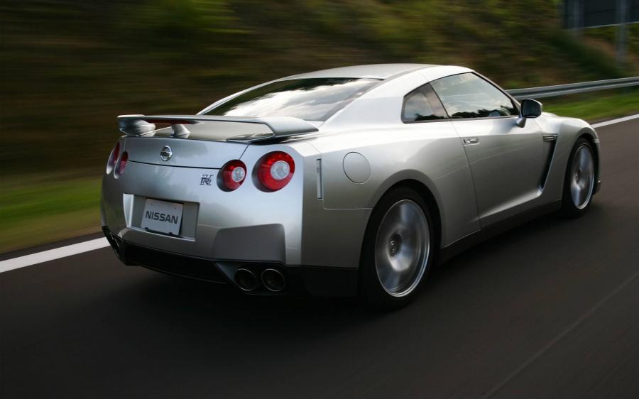  Nissan GT-R 2007 года  (фото 141 из 480)